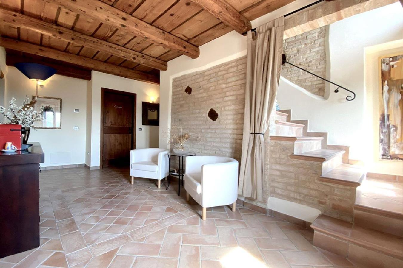 Bed And Breakfast La Vecchia Scuola Montefano Exterior foto